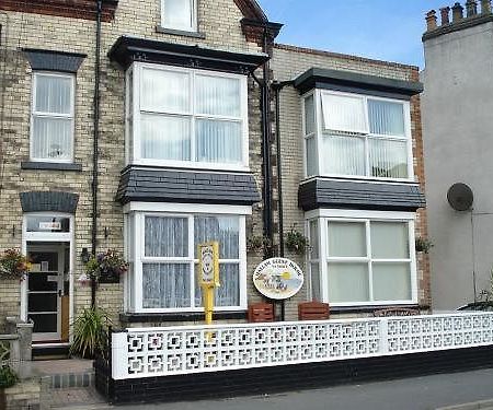 Hallam Guest House Filey Exterior photo